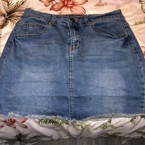 high/slim waisted skirt!